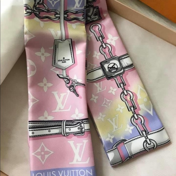 Louis Vuitton Sold out 2020 Bandeau - Picture 8 of 13